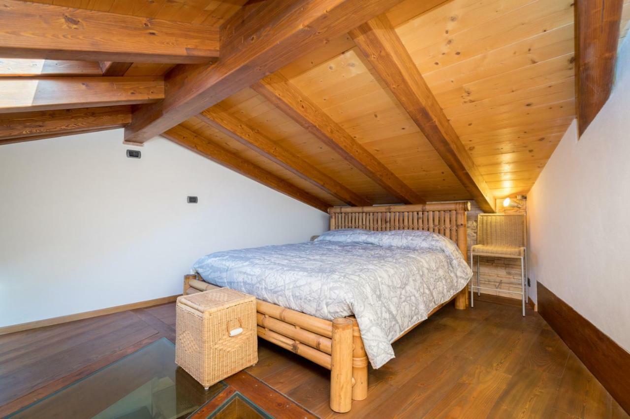 مالتشيزينيه Il Castello Apartment المظهر الخارجي الصورة